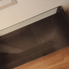 ガラス天板ローテーブルの画像