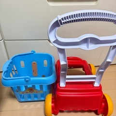 アンパンマン　ショッピングカートの画像