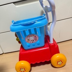 アンパンマン　ショッピングカートの画像