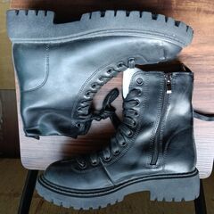 新品 23cm レディース ブーツ ブラック 厚底 シューズ サイドゴア 識別番号:【B190-S】の画像