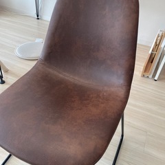 ダイニングチェアの画像