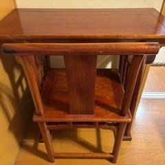 ベトナム製 デスク&チェアの画像