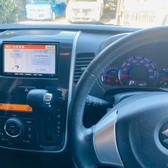 ワゴンrスティングレーの画像