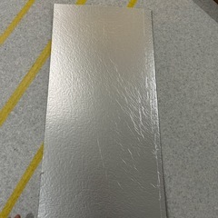 葉っぱ模様貼るだけ壁紙２０枚１枚50円の画像