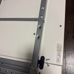 サイズの調整が可能な大型のビジネスデスクの画像