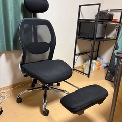 多機能デスクチェアの画像