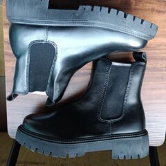 新品 23cm レディース ブーツ ブラック 厚底 シューズ サイドゴア 識別番号:【B193-S】の画像