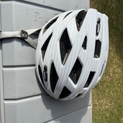 自転車　　ヘルメット
の画像
