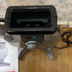 クイジナート縦型ワッフルメーカーの画像