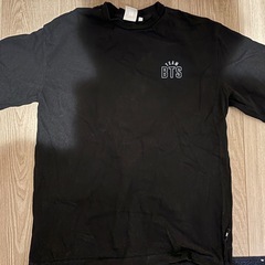 【新品未使用】BTS V(テテ)のTシャツの画像