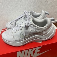NIKE スニーカー　3足の画像