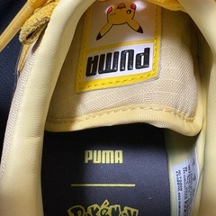 ポケモンコラボPUMAスニーカーの画像