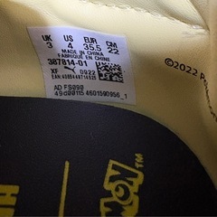 ポケモンコラボPUMAスニーカーの画像