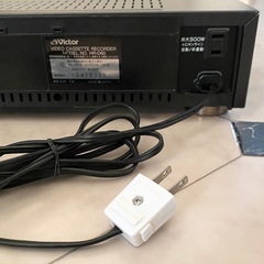 美品 Victor ビクター　VHSビデオデッキ HR-D60 映像機器 昭和レトロ 通電のみ確認の画像