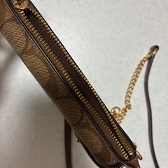 美品　コーチ　スマホ　ショルダーの画像