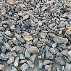 《多治見産》黒割栗石100mm以下の画像