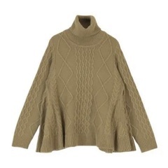 titivate タートルネックフレアニット　新品の画像