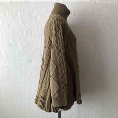 titivate タートルネックフレアニット　新品の画像