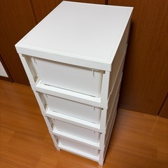 取引中　ナフコ　スリムチェストルームス　4段の画像