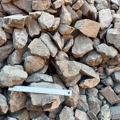 《多治見産》黒割栗石100mm以下の画像