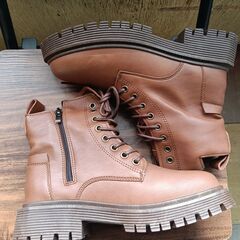 新品 24.5cm レディース ブーツ ブラウン 厚底 シューズ サイドゴア 識別番号:【B201-S】の画像