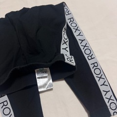 🌈美品 ROXY ストレッチパンツ　レギンス　110の画像