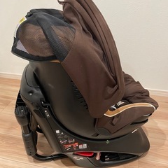 エールべべ チャイルドシートの画像