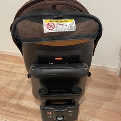 エールべべ チャイルドシートの画像