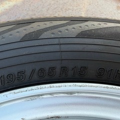 トヨタ　プリウス　夏用タイヤ　4本セットの画像