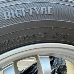 トヨタ　プリウス　夏用タイヤ　4本セットの画像