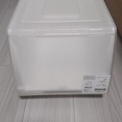 衣装ケース4つセットの画像