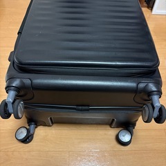 アメリカンツーリスタースーツケースの画像