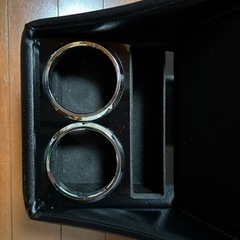 セレナ　センターコンソール　c28 e-power  の画像