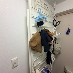 突っ張り収納 壁掛けの画像