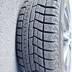 YOKOHAMA スタッドレスタイヤ 4本セット 美品の画像