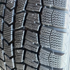 履き替え無料中古スタッドレスタイヤ185/65R15 88Q ダンロップWM02の画像