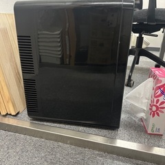 ミニ冷蔵庫の画像