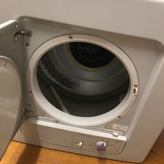 衣類乾燥機の画像