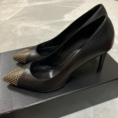 美品サンローラン＋フェラガモパンプス の画像