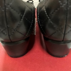 美品サンローラン＋フェラガモパンプス の画像