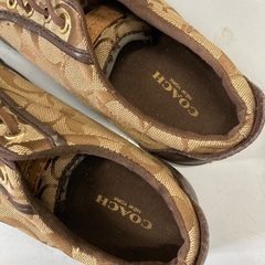 高級coachコーチ🔴スニーカー23センチの画像