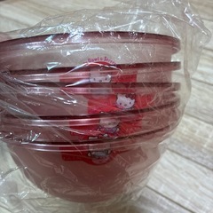 キティラー必見🤗キティーサラダボールの画像