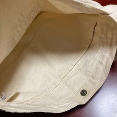 THE NORTH FACE 生成りトートバッグの画像