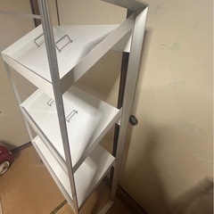 現金のみオカムラマガジンラックの画像