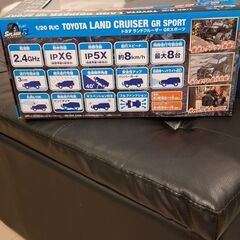 新品未使用　TOYOTA　LAND　CRUISERラジコンカーの画像