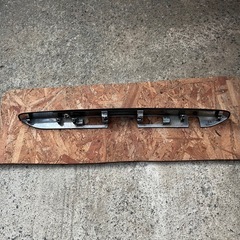 ハイエース　リアゲートガーニッシュの画像