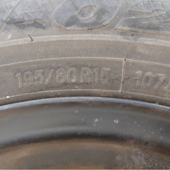 ハイエース　200系　一時的な仮タイヤとしての画像