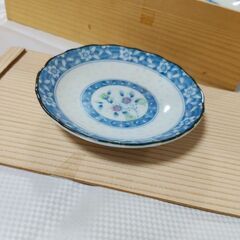 お皿 新品 10枚 木箱入りの画像