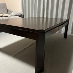 こたつテーブルの画像