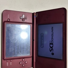 ニンテンドーDSi LLの画像